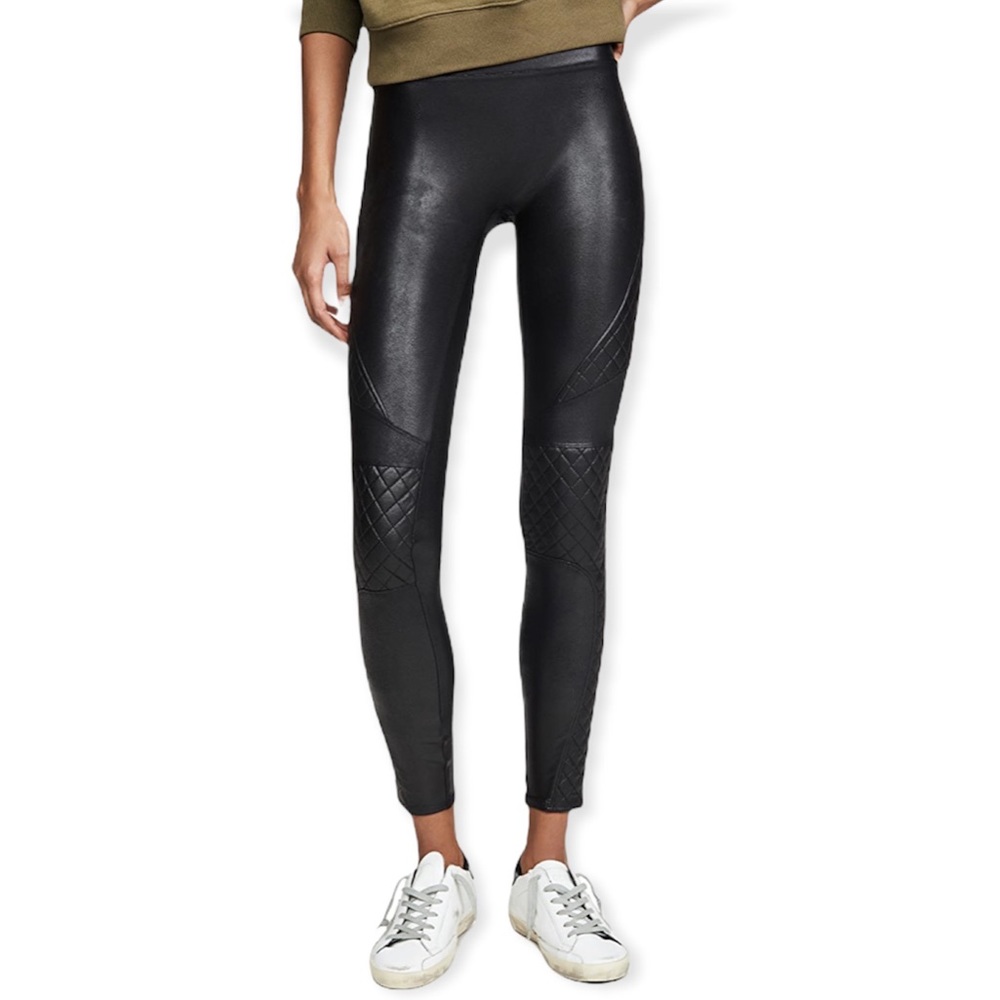 ⭐️⭐️SOLD⭐️⭐️Spanx Black Quilted Faux Leather Leggings S - Picture 2 of 11